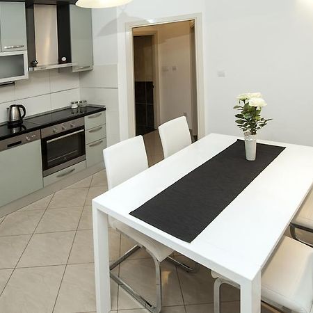 Znjan Beach Apartments Split Zewnętrze zdjęcie